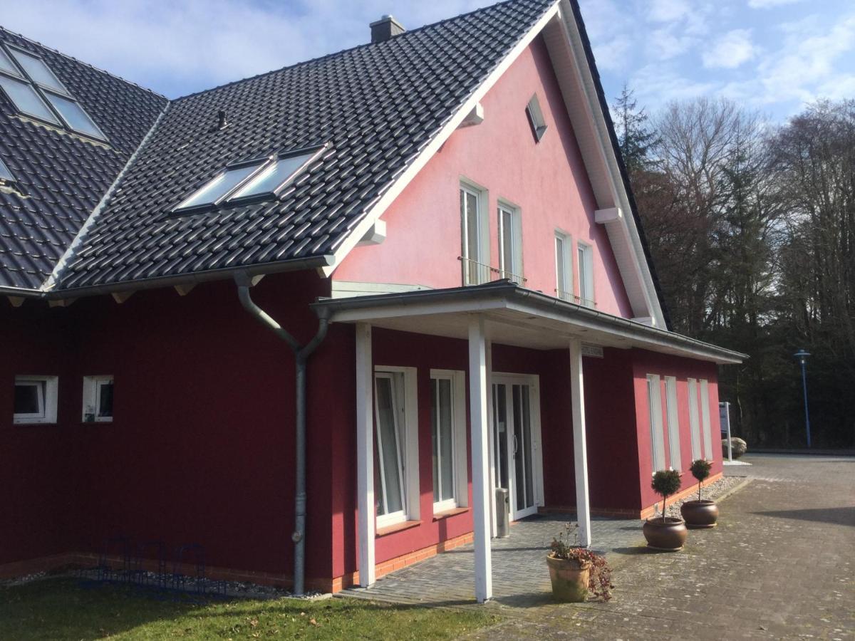 Gaestehaus Windfluechter Breege Dış mekan fotoğraf